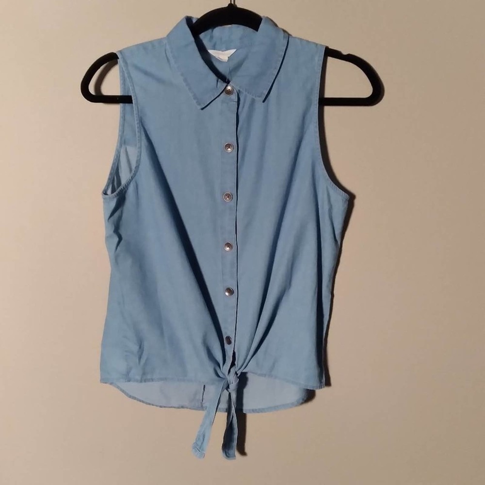 🦋 Aeropostale Chambray Tie Front Button Down Top NWT